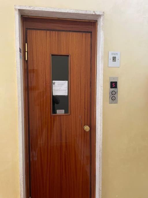 Apartment Marina House - Iulm Navigli San Paolo Milan